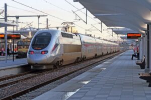 top 10 high speed trains in the world